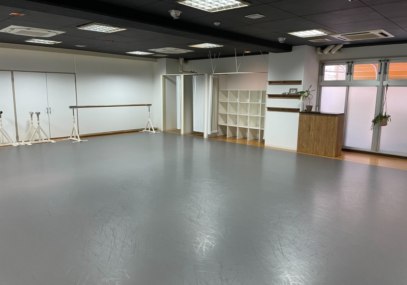 有香潤バレエスタジオ 神戸板宿スタジオ スタジオ風景